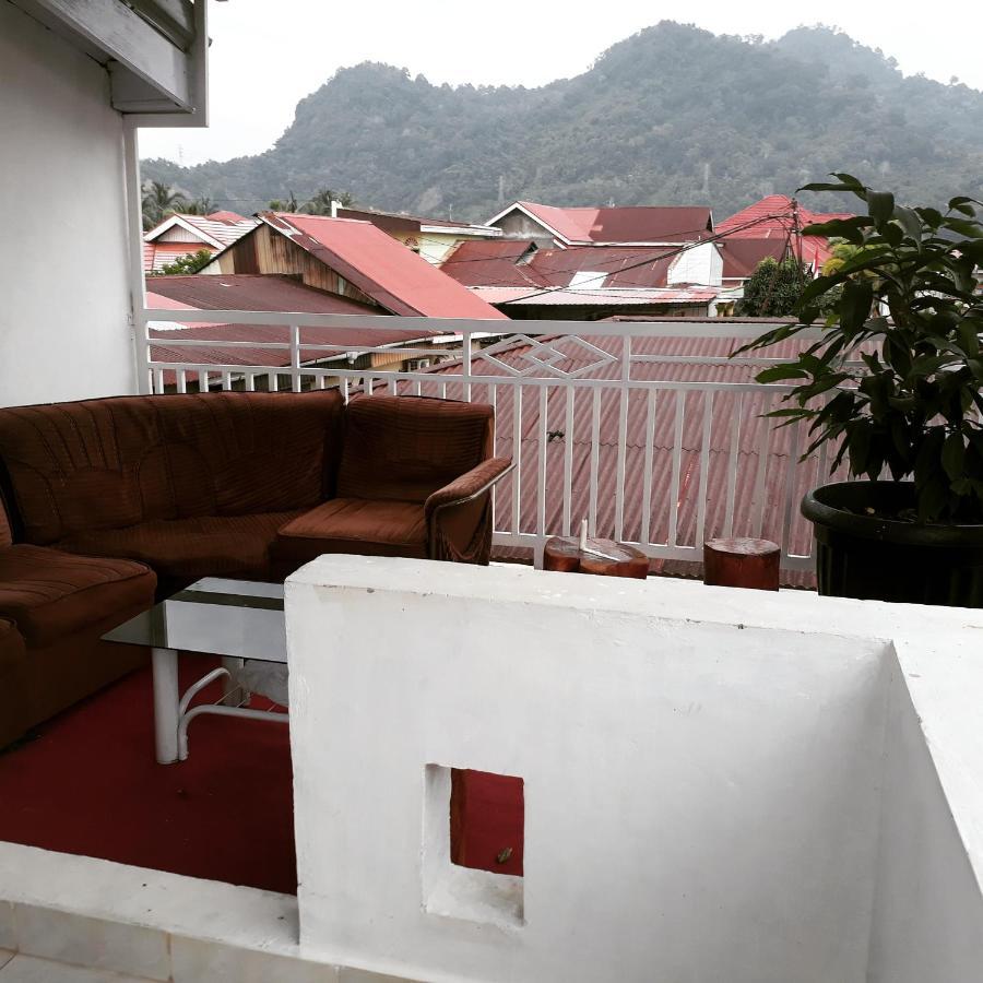 Bumimi Homestay Painan Dış mekan fotoğraf